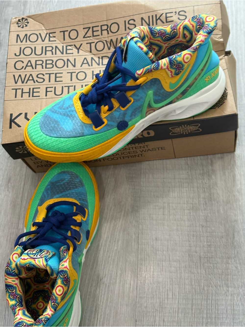Nike Kids Multicolor Athletic Shoes - Blue/Yellow BNWT. size 5Y